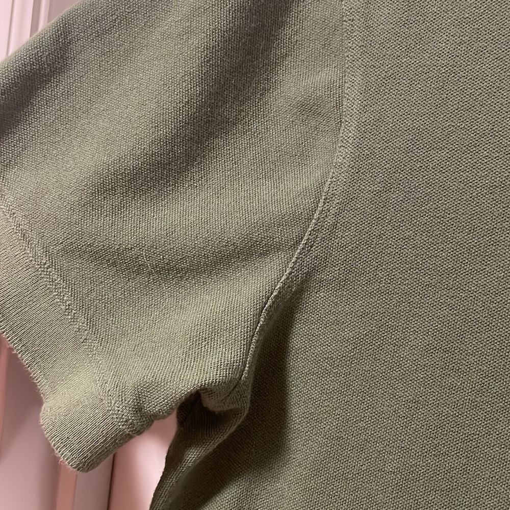 Banana Republic Polo - Picture 5 of 8